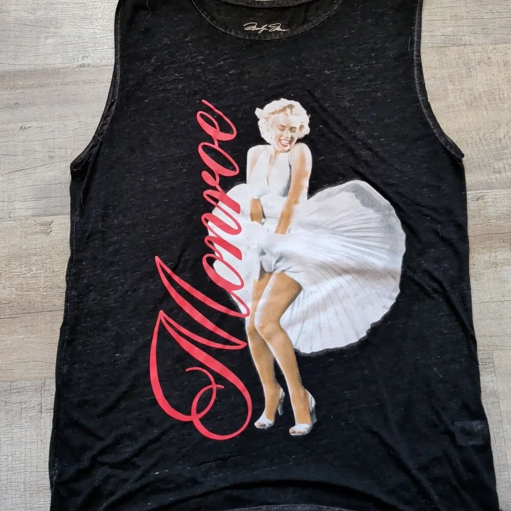 Marilyn Graphic Muscle Tank - Black